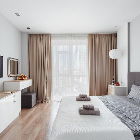 White Apartment In 12 Floor Одеса Екстер'єр фото