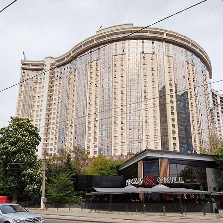 White Apartment In 12 Floor Одеса Екстер'єр фото